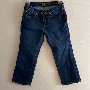 Nice pair of cropped jeans perfect for summer